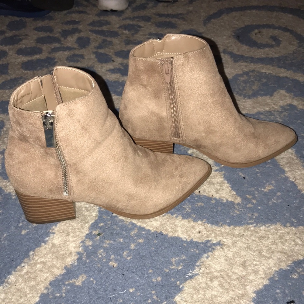 Tan suede boots